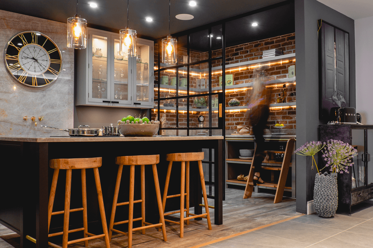 Innervision sliding doors