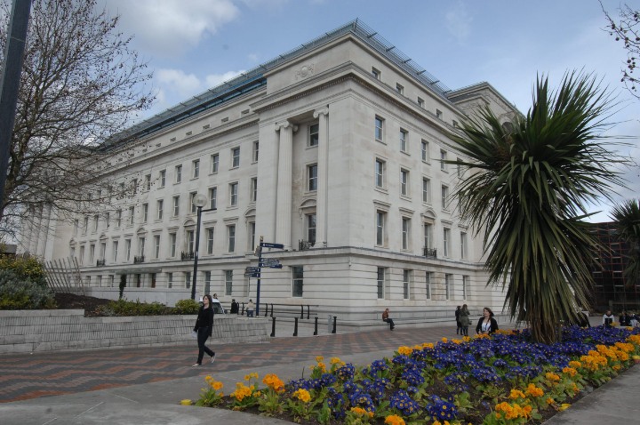 Baskerville House steel windows installation